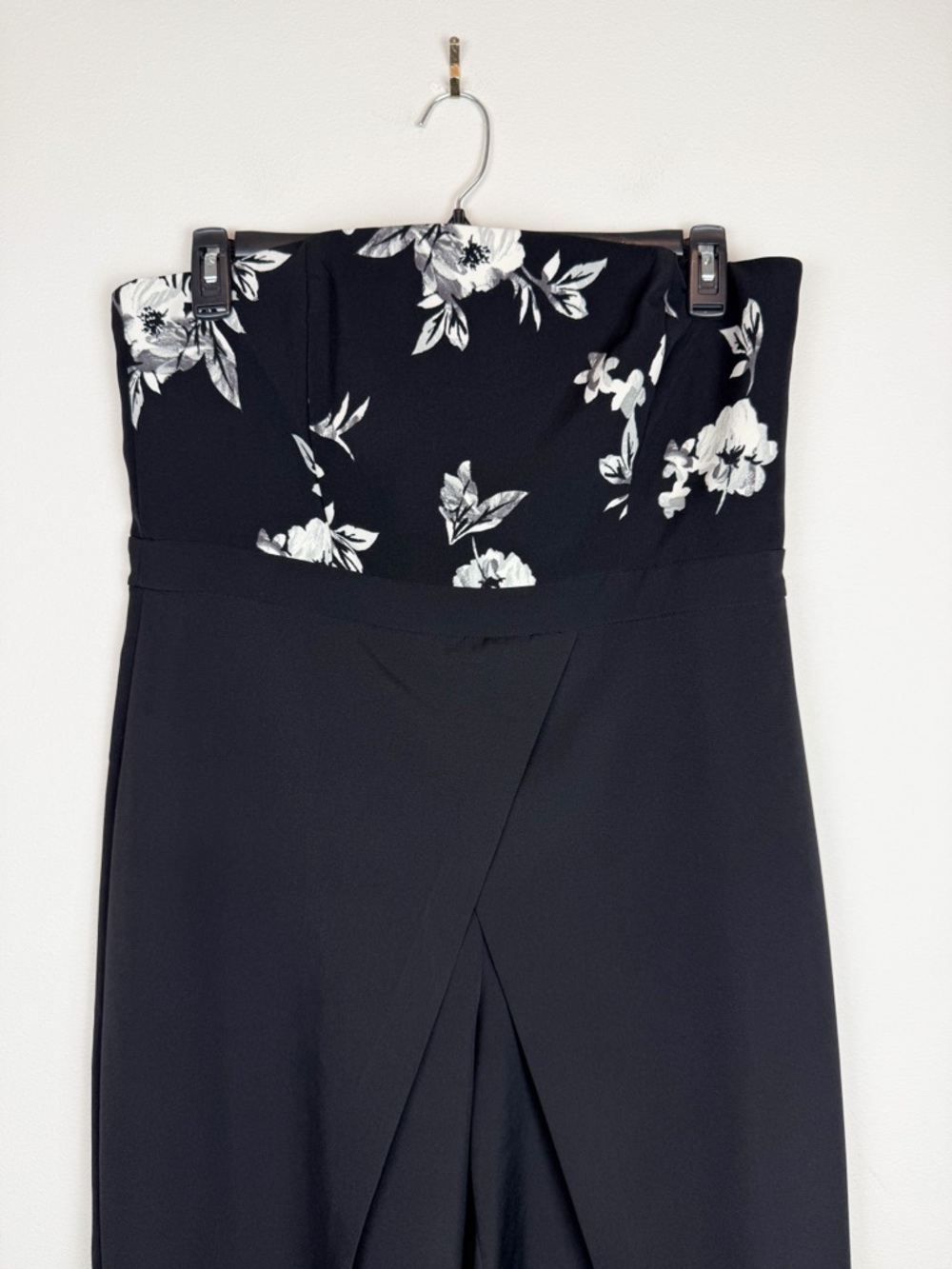 White House Black Market Floral Wide Leg Strapless Jumpsuit‎ Draped Size 14 - Picture 4 of 9